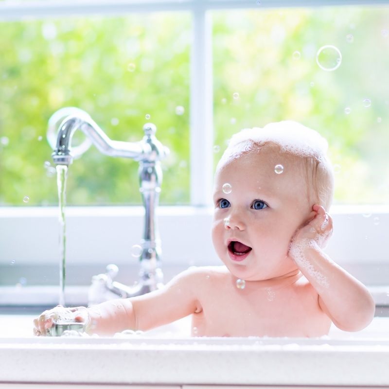 Gentle care for delicate skin – Keep your baby fresh, clean, and happy every day!