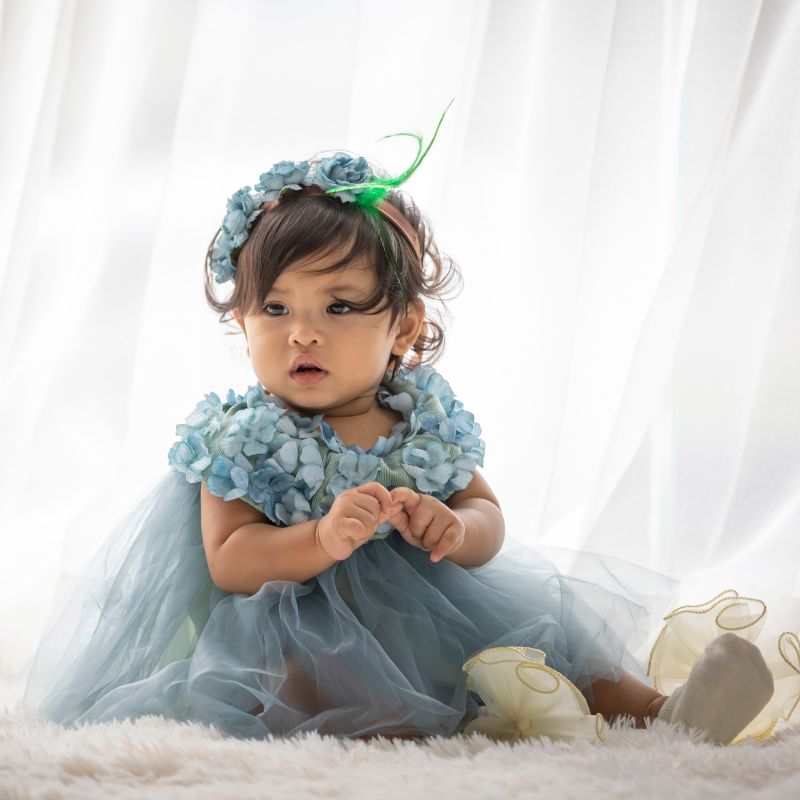 Tiny outfits, big smiles – Stylish, comfy, and oh-so-cute baby dresses for every occasion!